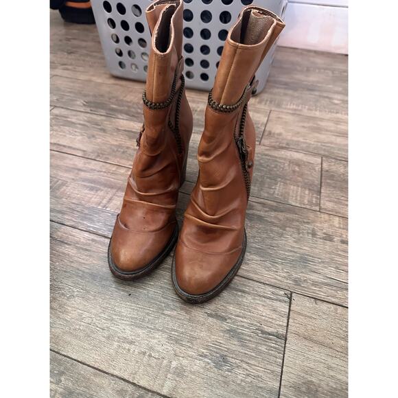 BCBGeneration Women's Brown Leather Heeled Ankle Boots Size 8 Y2K 2000s 90s - Picture 4 of 9